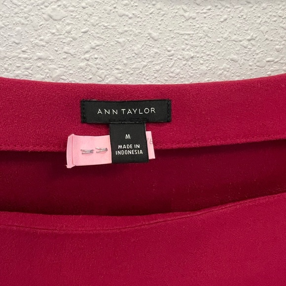 Ann Taylor off shoulder blouse with shoulder straps - Picture 3 of 4